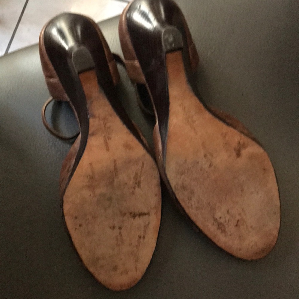 Shoes - Picture 5 of 8